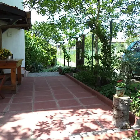 Guest house Fanny Sinemorets 2*